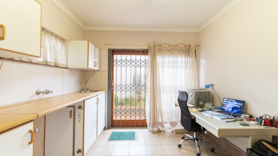 3 Bedroom Property for Sale in Stellenbosch Central Western Cape
